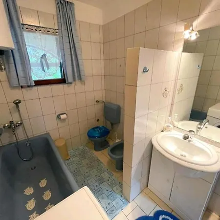 Kalanj Apartment Jadranovo