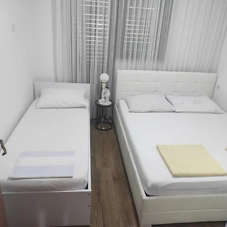 Apartment Kalanj *